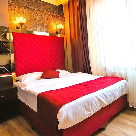 Hotel Atesde Dustu Salvara Provincia di Provincia di Istanbul Esterno foto