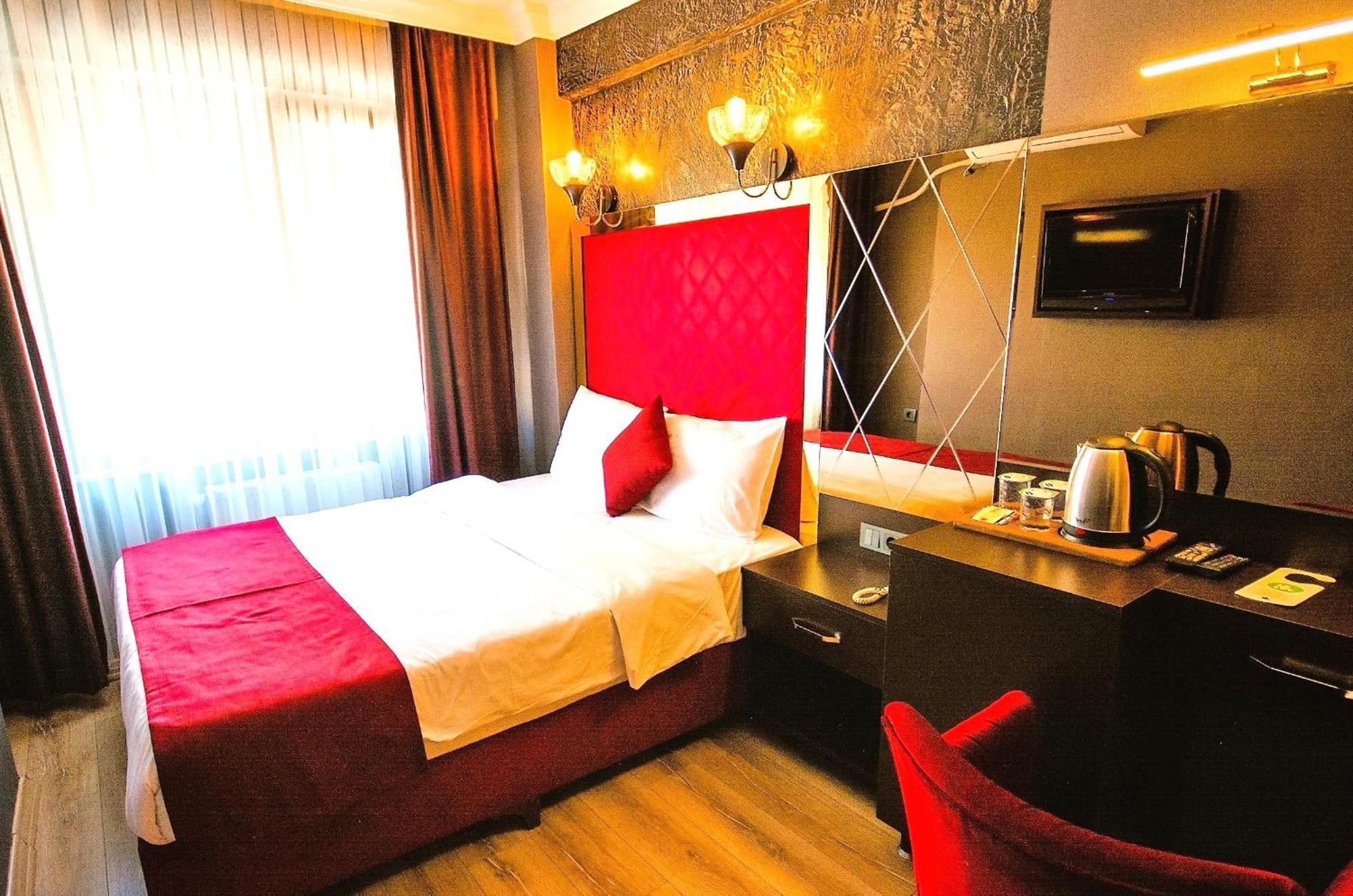 Hotel Atesde Dustu Salvara Provincia di Provincia di Istanbul Esterno foto