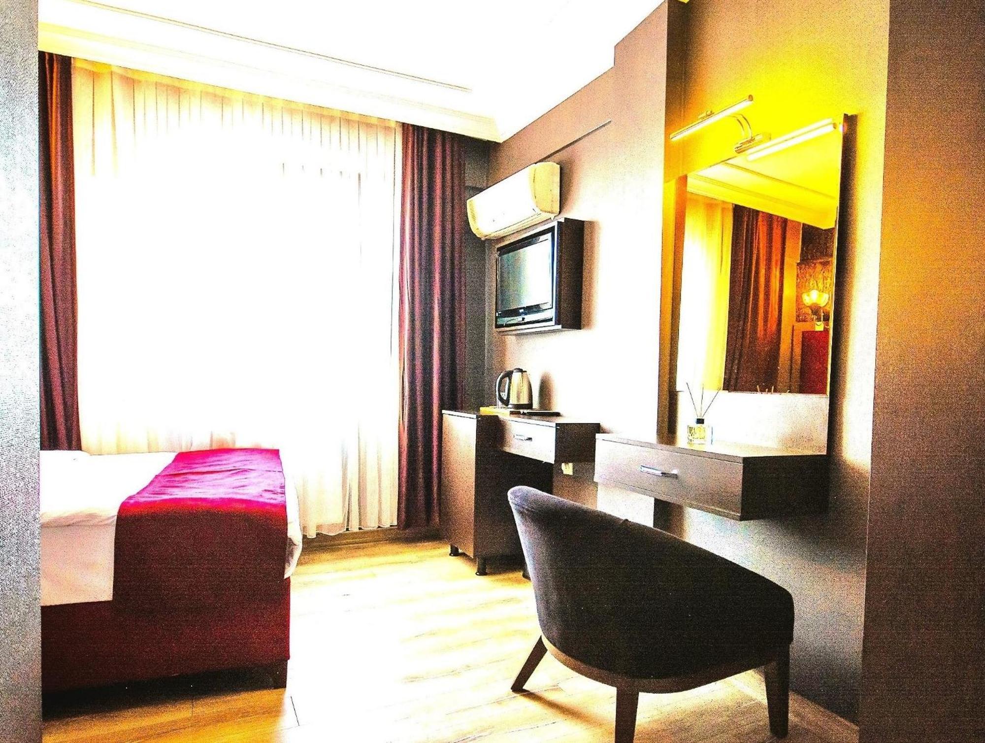 Hotel Atesde Dustu Salvara Provincia di Provincia di Istanbul Esterno foto